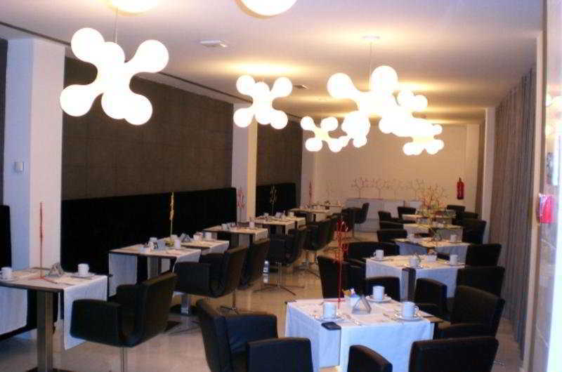 Hotel Eurostars Lex L'Hospitalet de Llobregat Restaurante foto